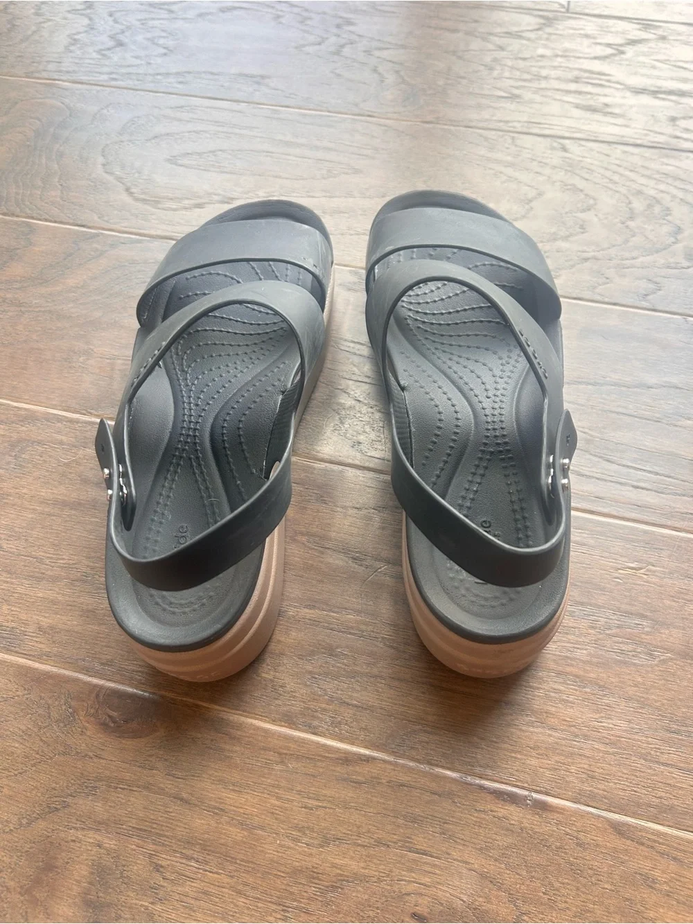Crocs Women's Black/Mushroom Brooklyn Low Wedge Sandals Sz 7